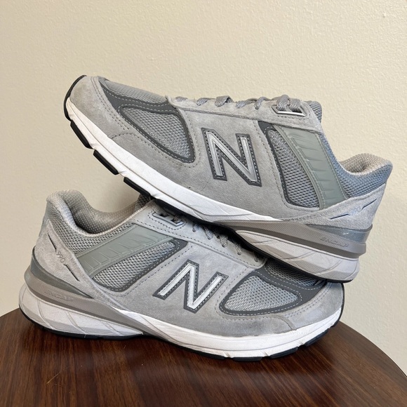 New Balance Women's Gray Mesh Sneakers - Picture 2 of 8